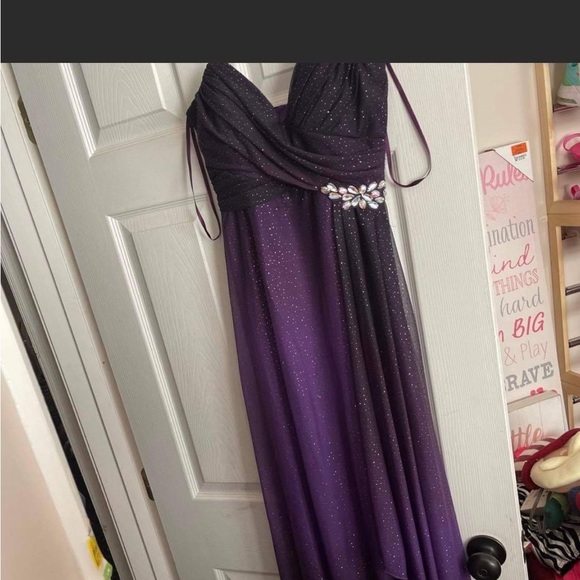Prom/casual dresses - Picture 11 of 15